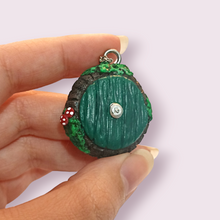 Load image into Gallery viewer, Lord of the Rings inspired Hobbit Door Necklace
