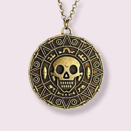 A unique gift for any Pirates of the Caribbean movie fan. Pendant Size 4cm. Material: Zinc Alloy 